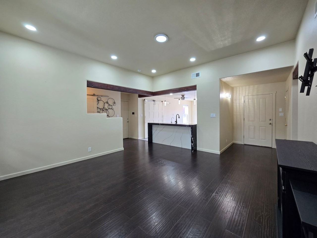 7250 Via Verde - Photo 4 of 32