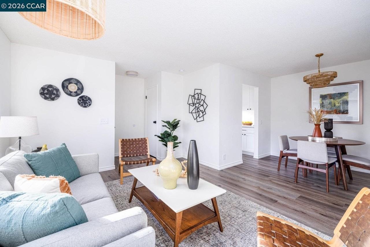 1033 Mohr Ln #D - Photo 3 of 24