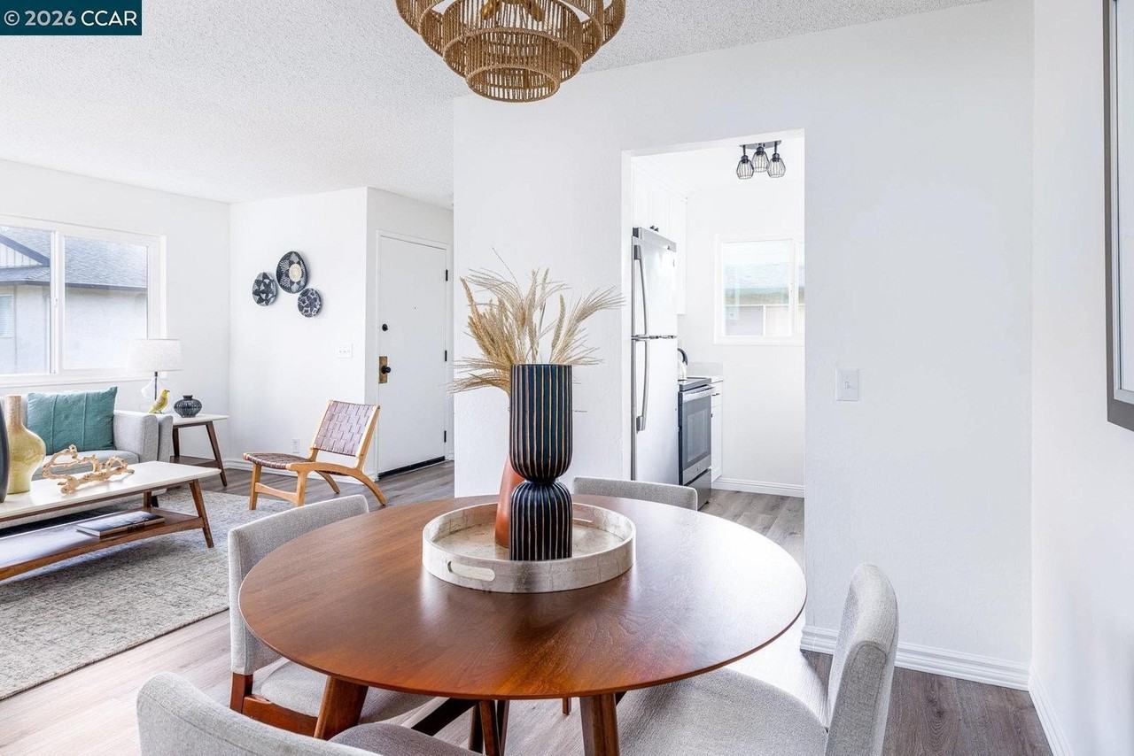 1033 Mohr Ln #D - Photo 6 of 24