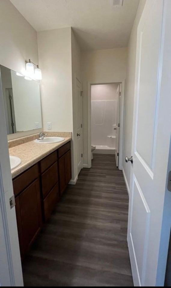 6441 Wallingford St - Photo 6 of 8