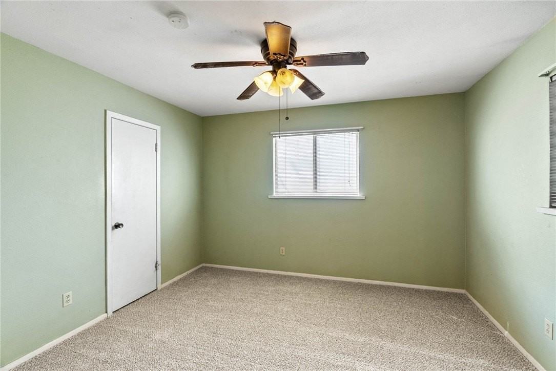 1829 Lesle Ln - Photo 6 of 12