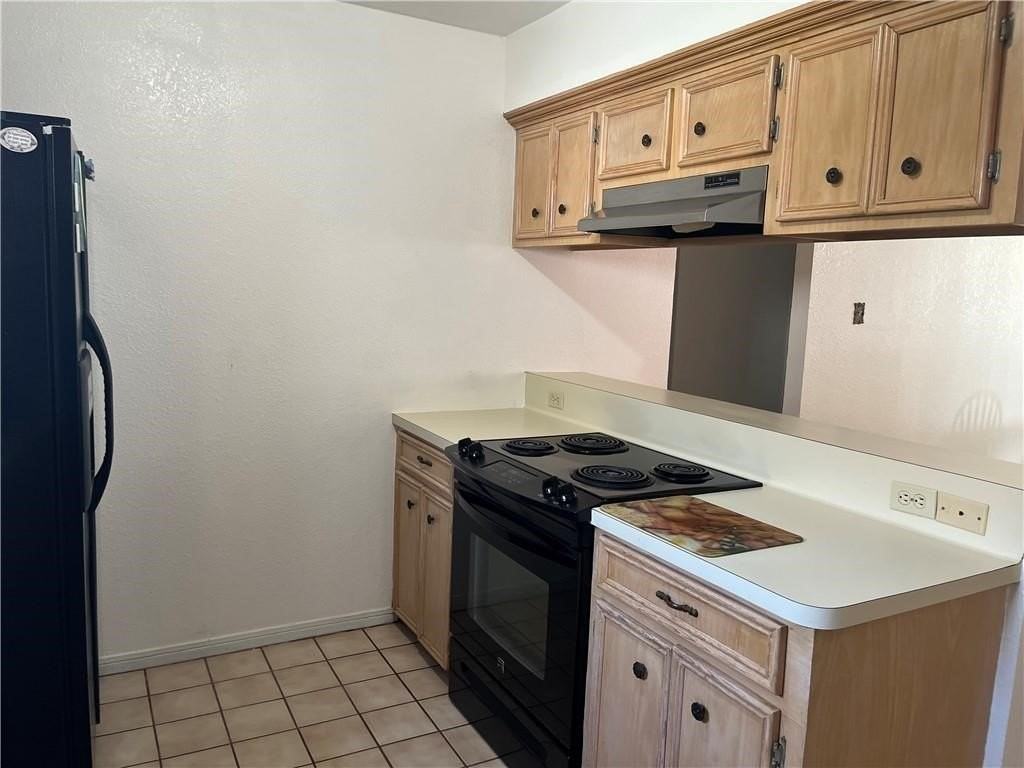 7950 Caribou Dr - Photo 6 of 9