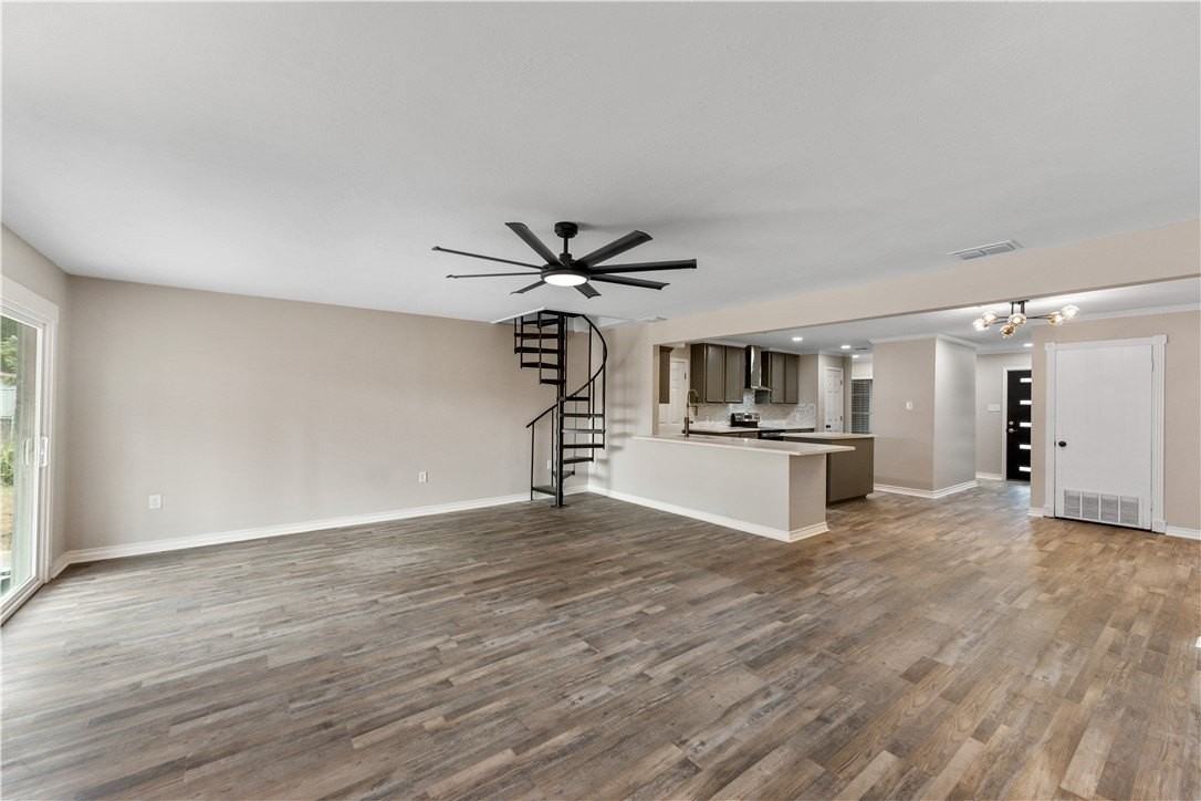 4937 Holmes Dr - Photo 5 of 27