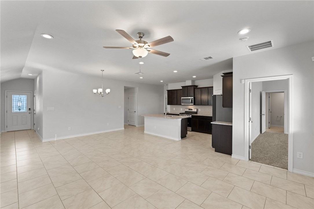 7713 Lariat Toss Dr - Photo 6 of 27