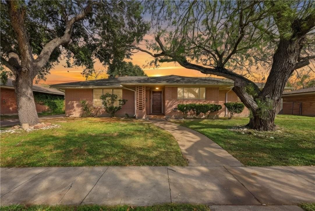 3314 Casa De Palmas Dr