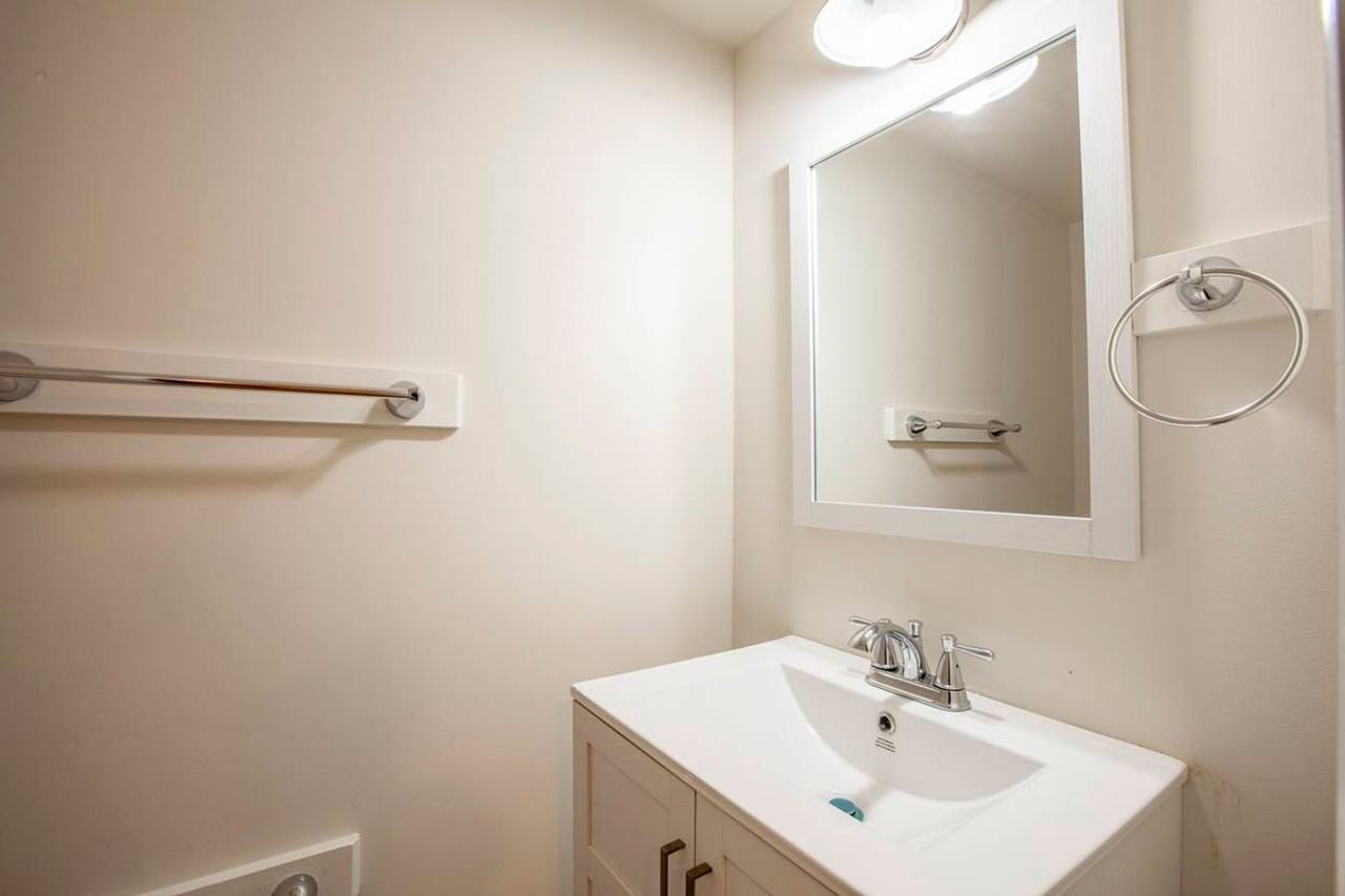 NPM7170 - 247 Stribling Avenue - Photo 4 of 18
