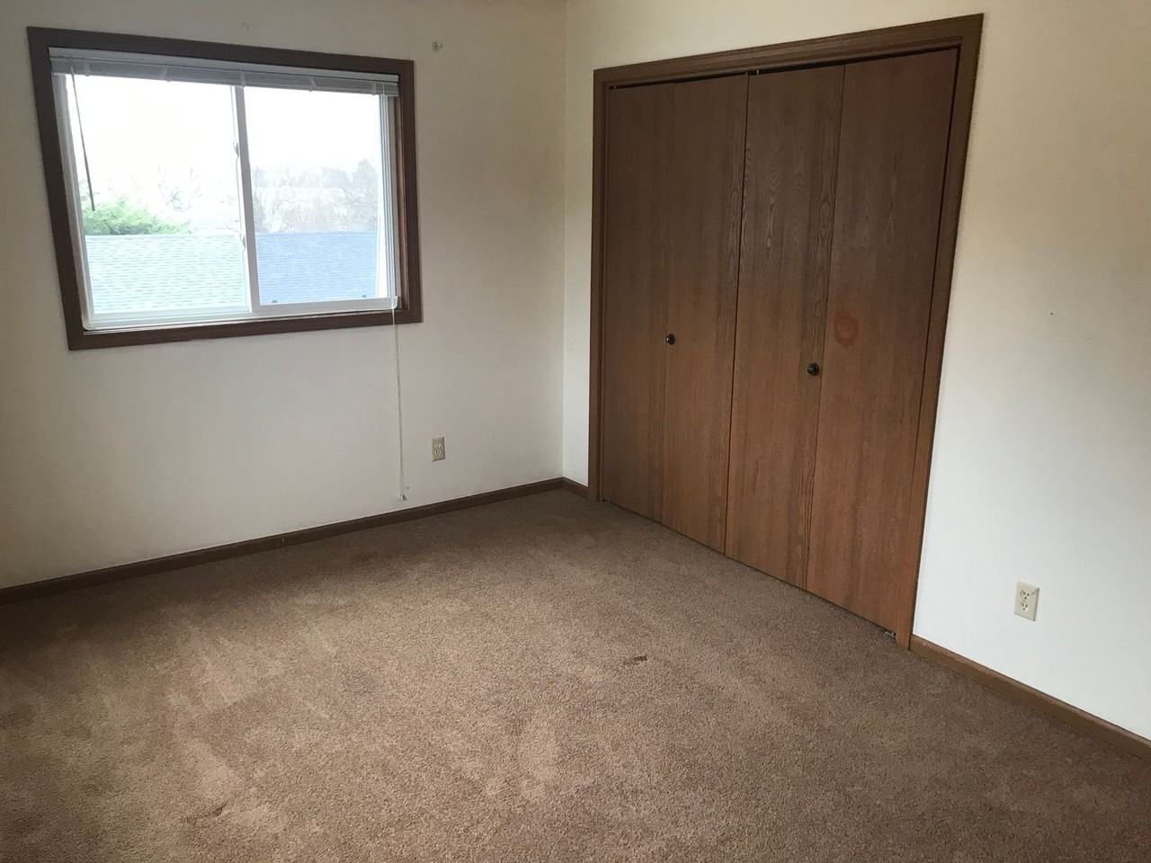 805 Columbus St #3 - Photo 5 of 8