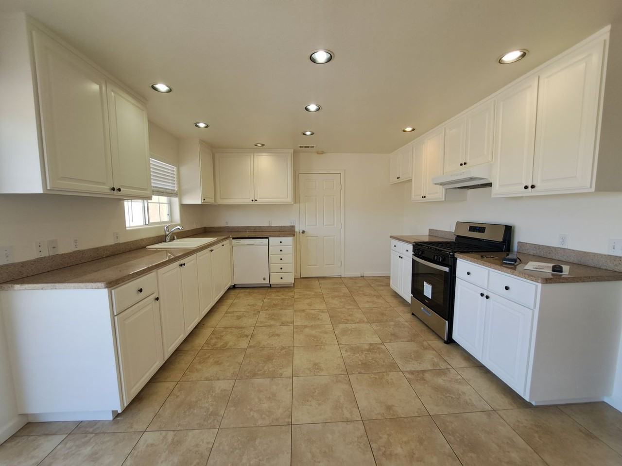 57876 Saratoga Ave - Photo 2 of 11