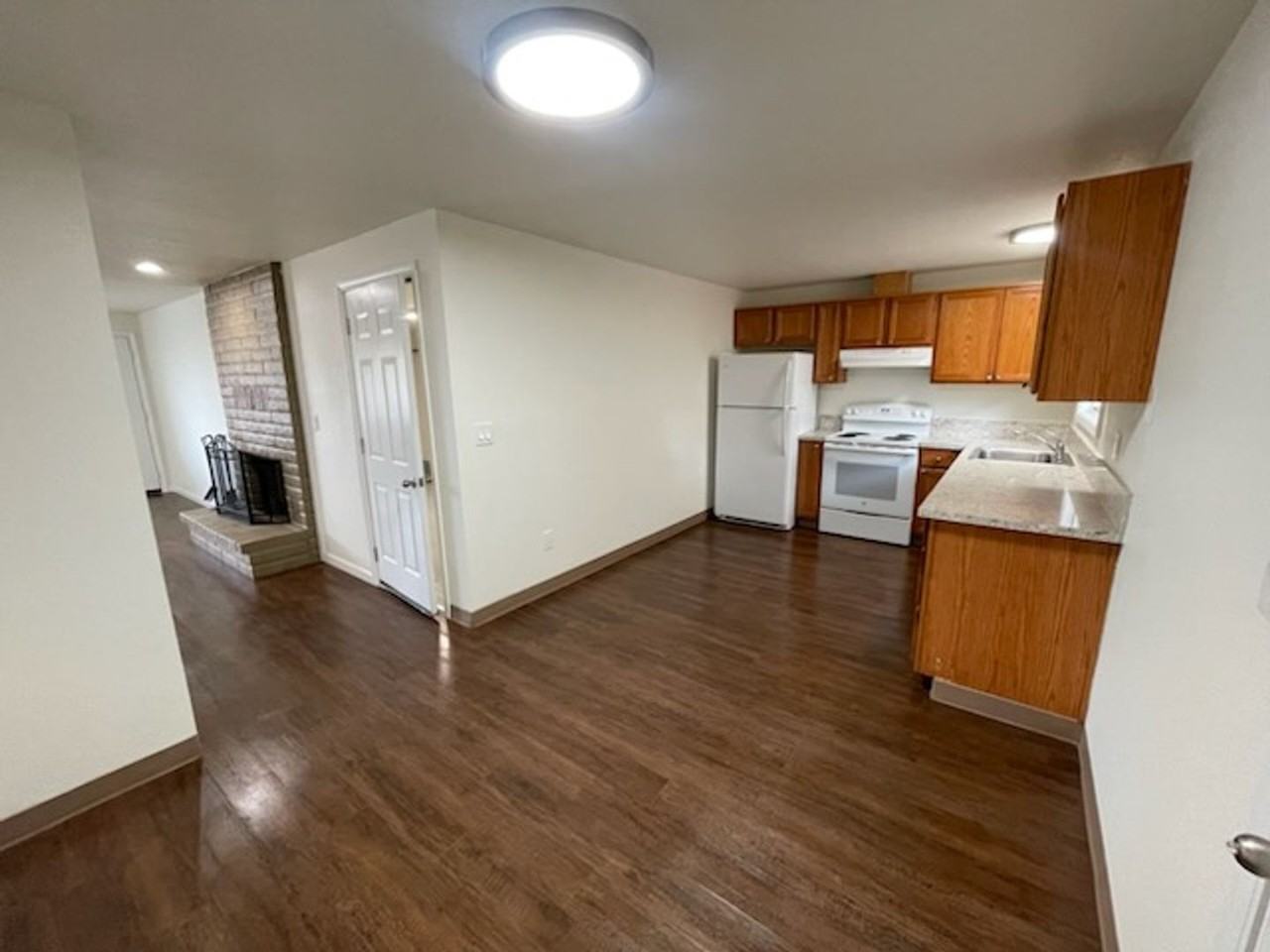 928 Ne 21st Ave - Photo 4 of 14