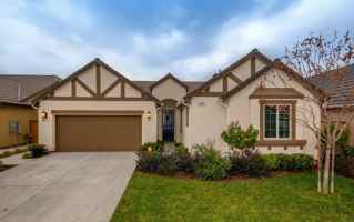 featured image of 3744 Richmond Ave