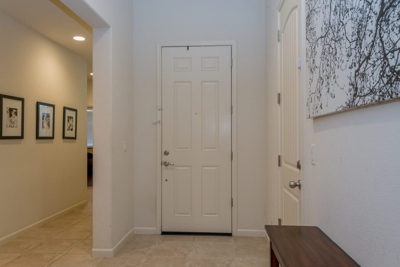 3744 Richmond Ave - Photo 2 of 27