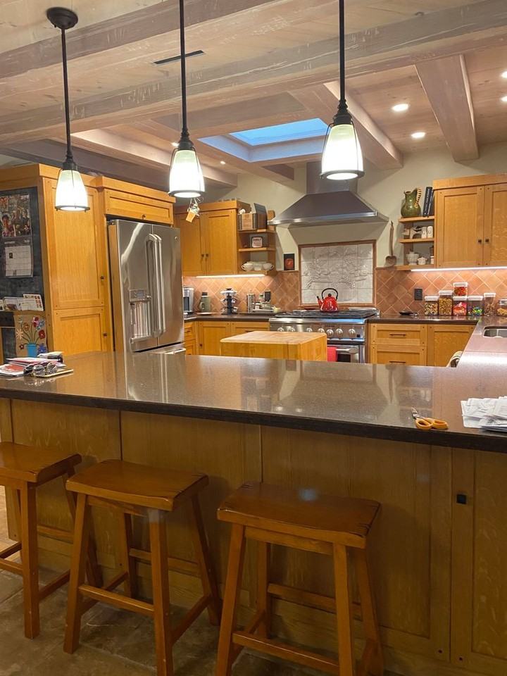 317 S Carrillo Rd - Photo 2 of 26