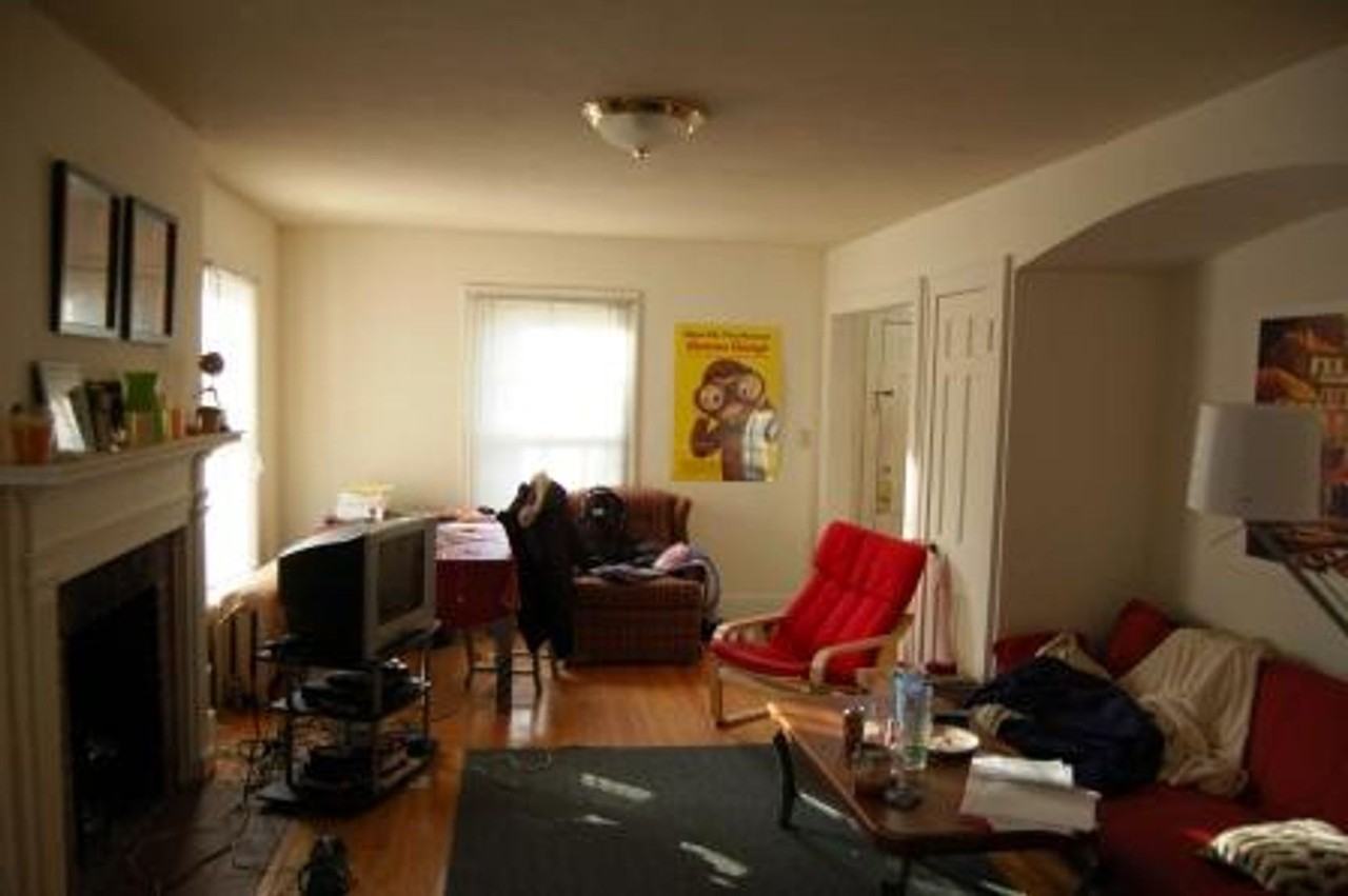 143 Lathrop St - Photo 3 of 50