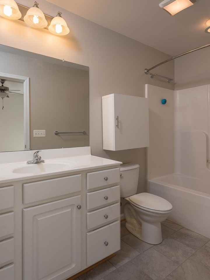 151 Brookwood Dr - Photo 7 of 10