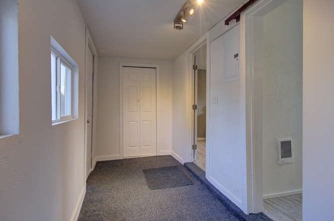 1339 Ne Logan St - Photo 6 of 14