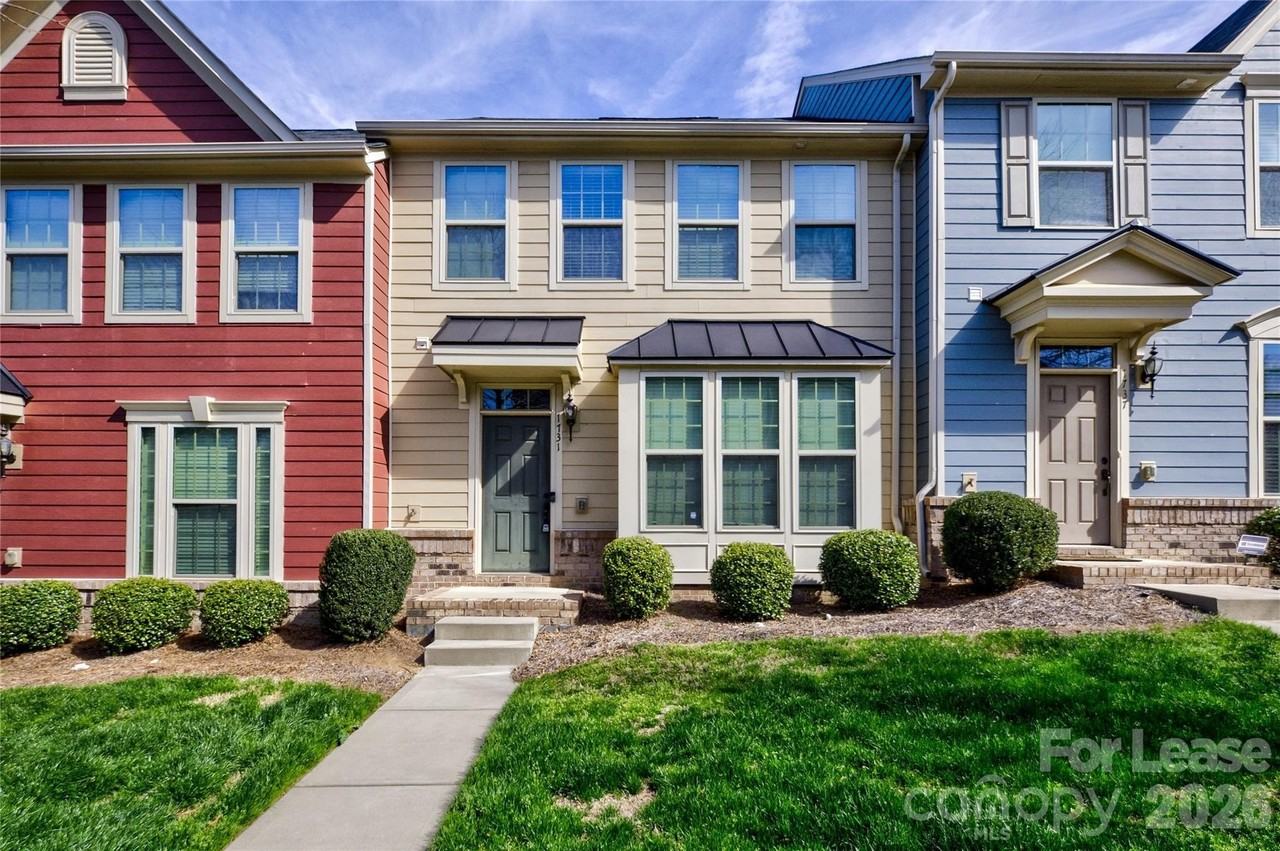 1731 Evergreen Dr - Photo 2 of 43