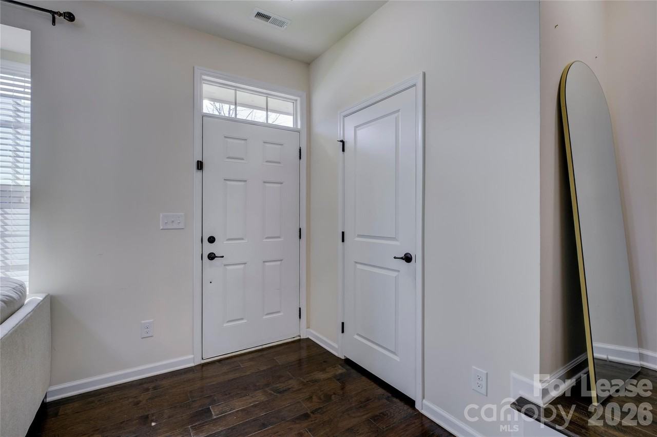 1731 Evergreen Dr - Photo 6 of 43