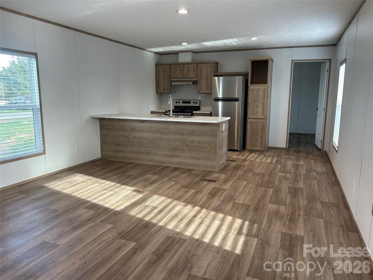 128 Gatewood Dr - Photo 3 of 23