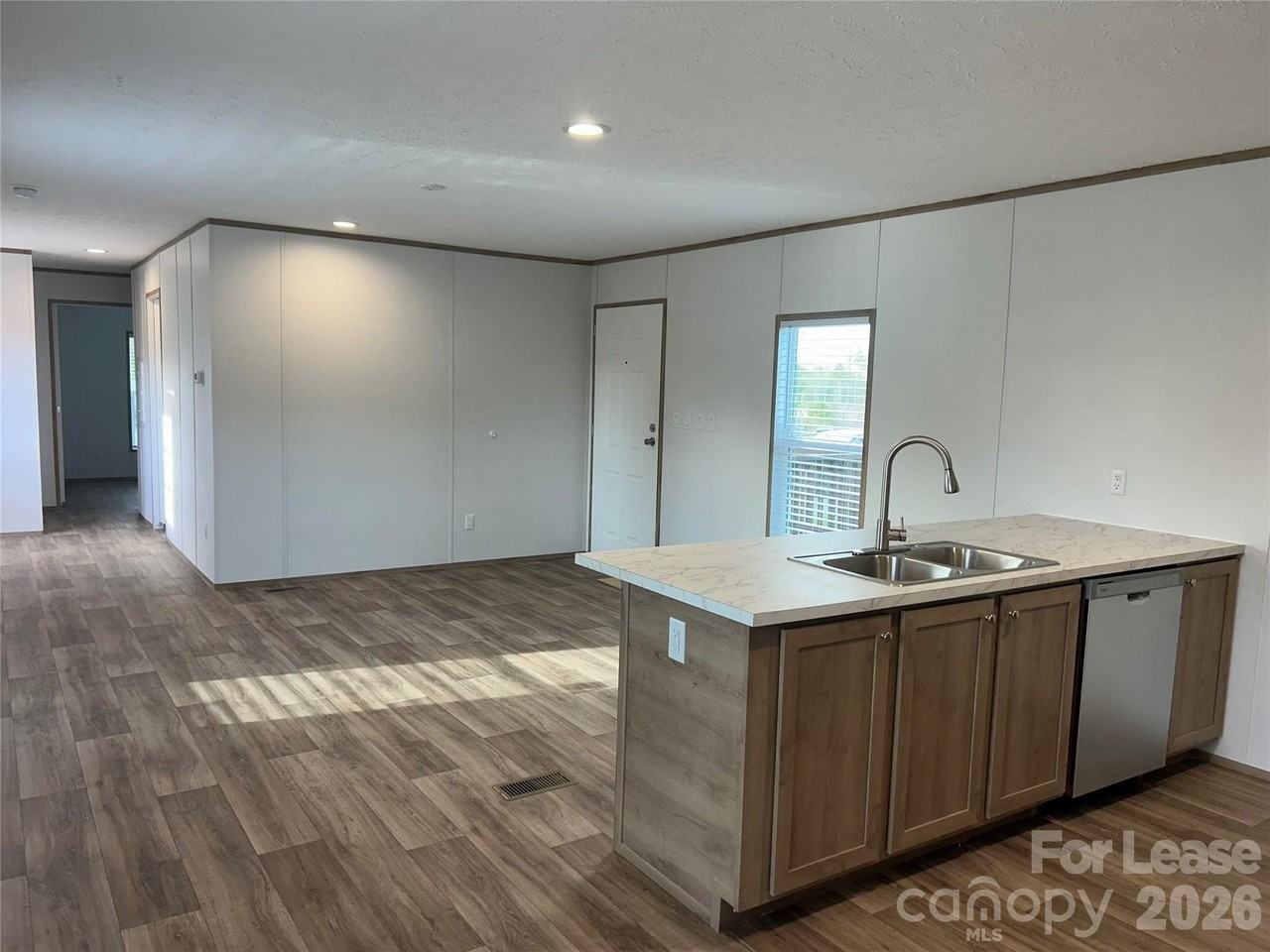 128 Gatewood Dr - Photo 4 of 23