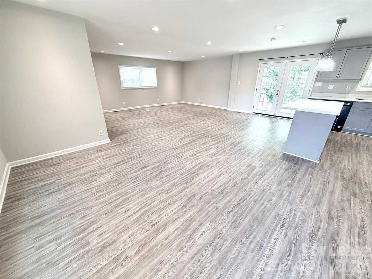 4117 David Cox Rd - Photo 4 of 13