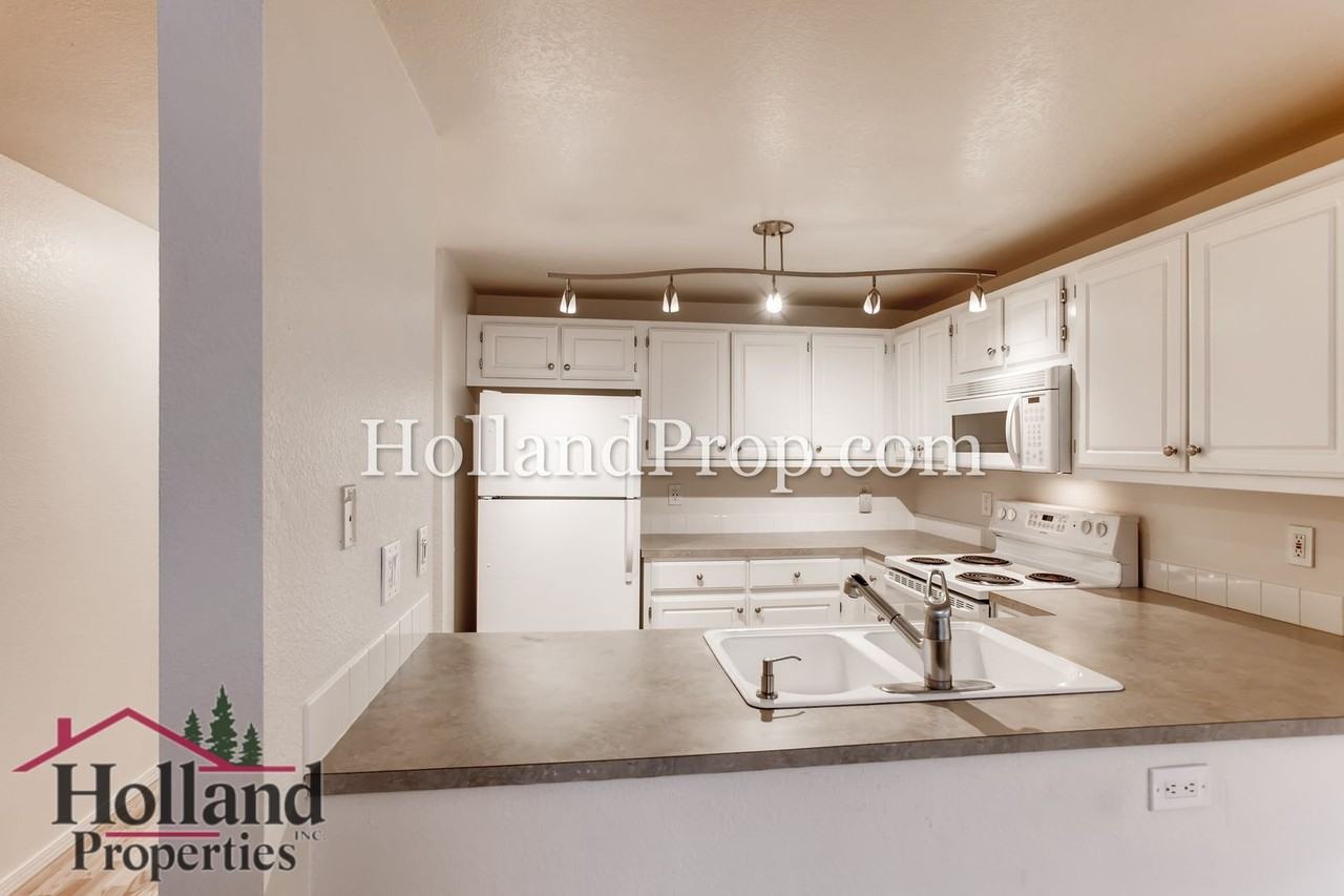 17564 Nw Springville Rd #4 - Photo 5 of 13