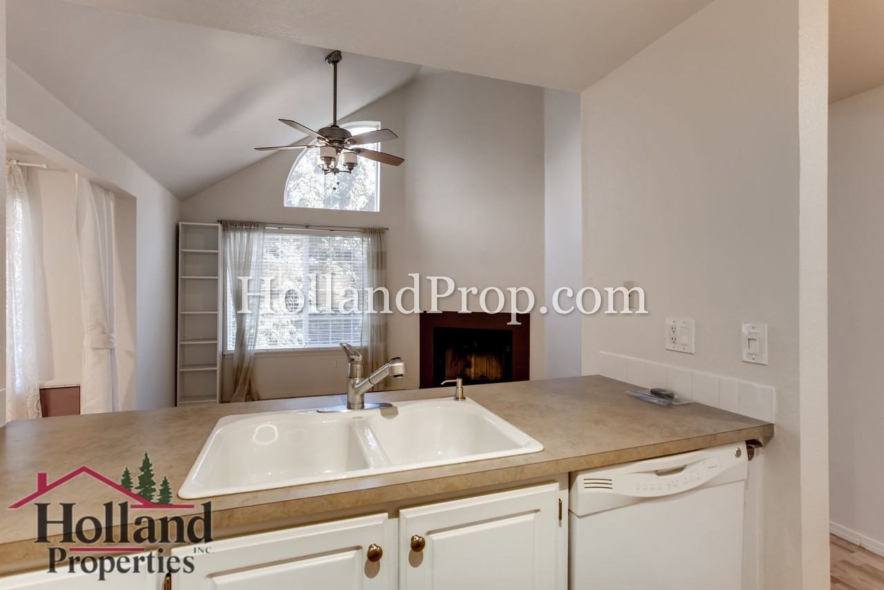 17564 Nw Springville Rd #4 - Photo 7 of 13