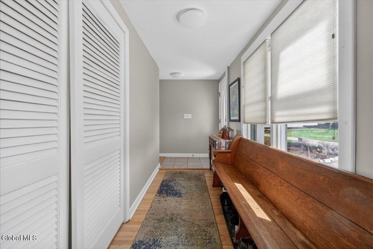 15 Mc Cormicks Ln - Photo 5 of 49