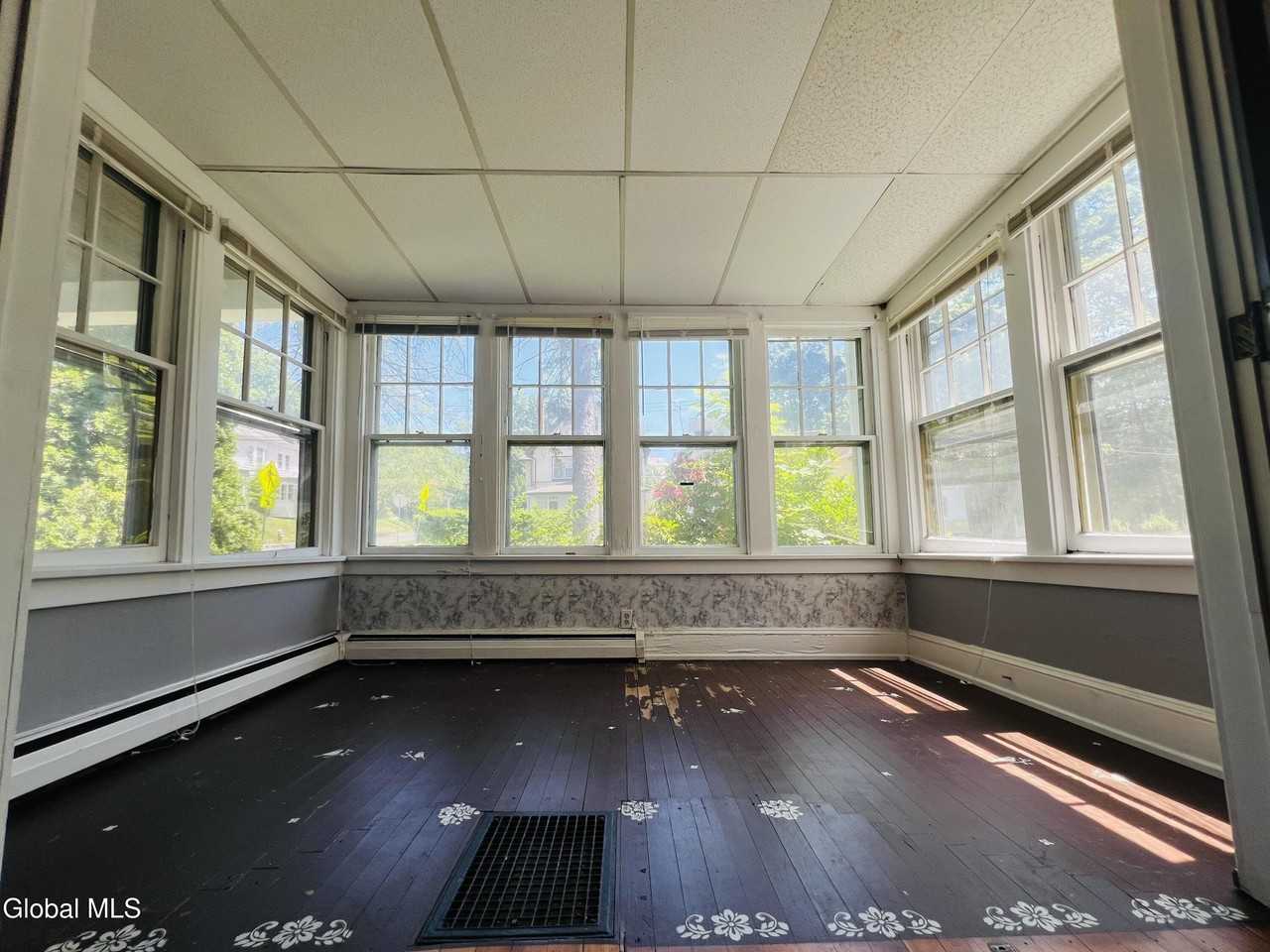 57 S Main Ave #1 - Photo 3 of 17