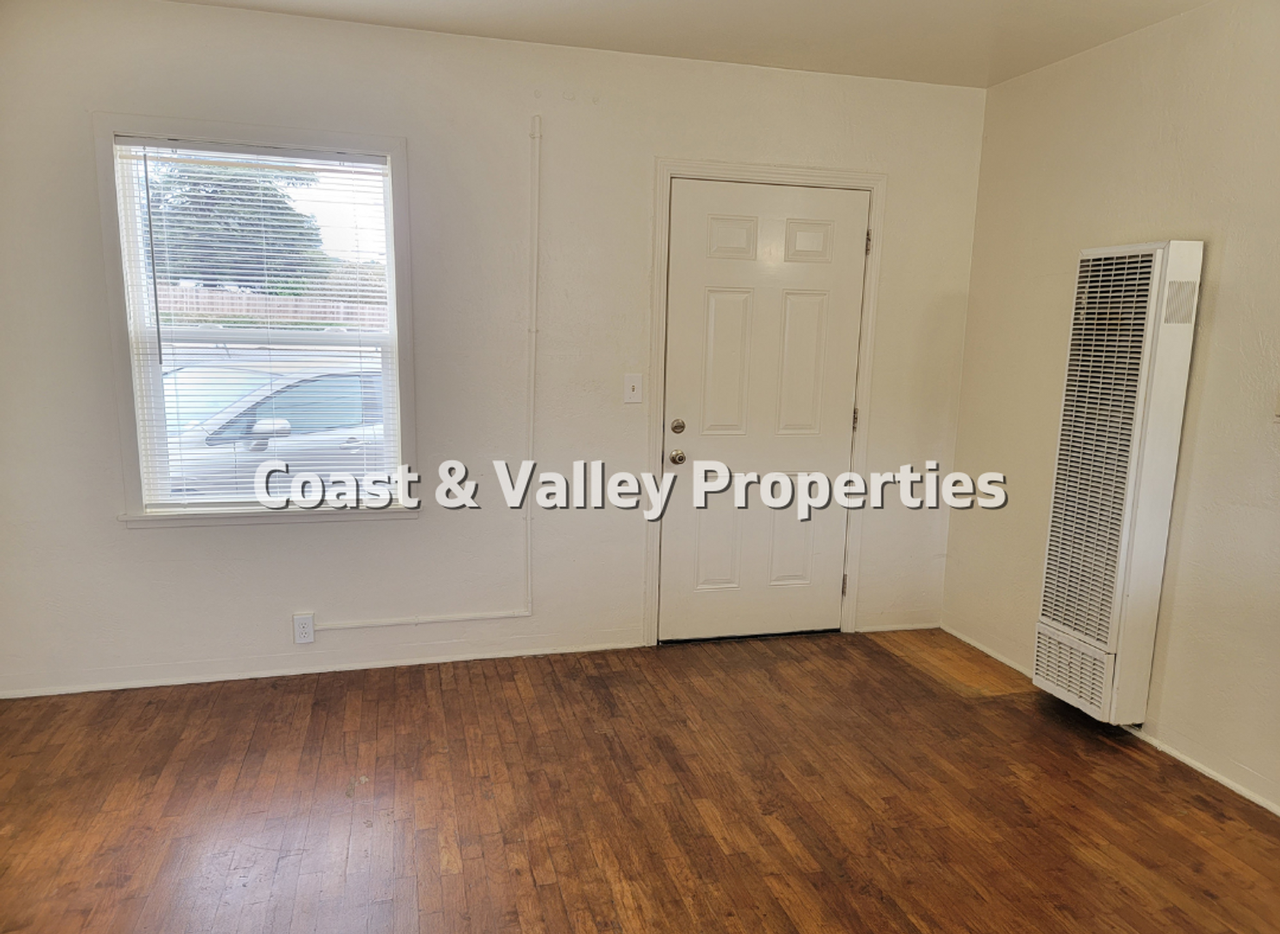 1017 El Camino Real North, Salinas, CA 93907 - Photo 2 of 11