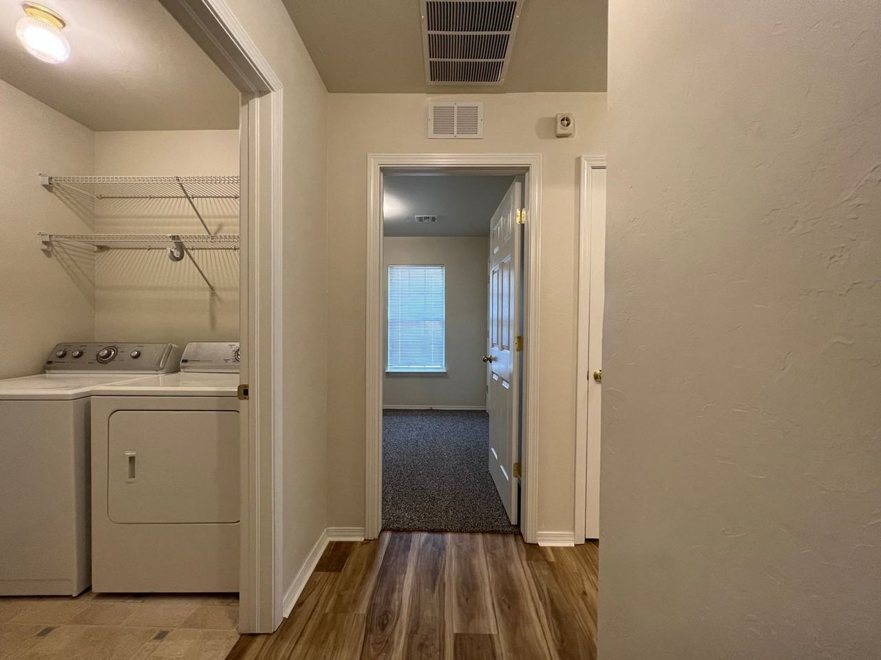 8508 N Phillips Ave - Photo 5 of 12