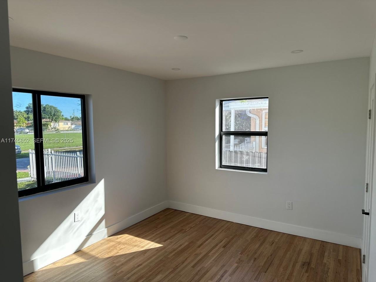 170 West 58th Street #0 - Photo 6 of 23