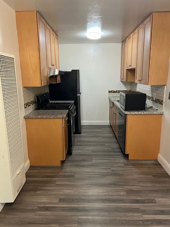 1911 Wildwood Way #2 - Photo 2 of 13