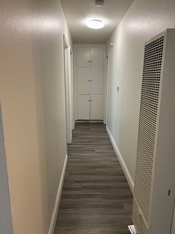 1911 Wildwood Way #2 - Photo 5 of 13