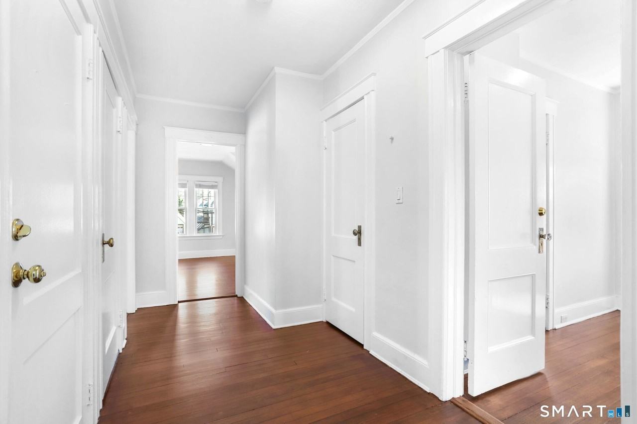 1872 Bedford St #2 - Photo 4 of 25