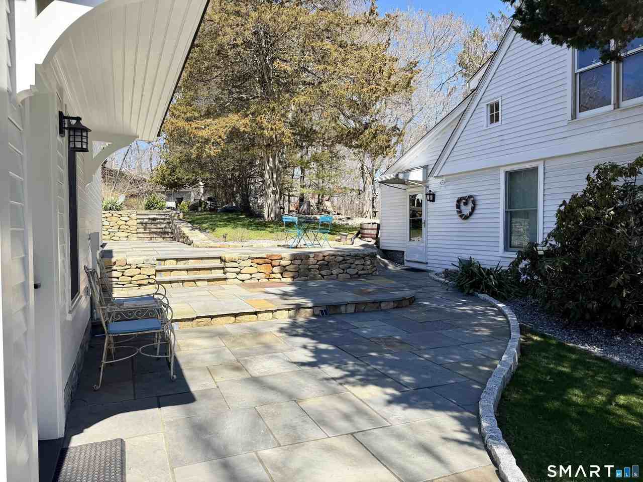 509 Boston Post Rd - Photo 4 of 34