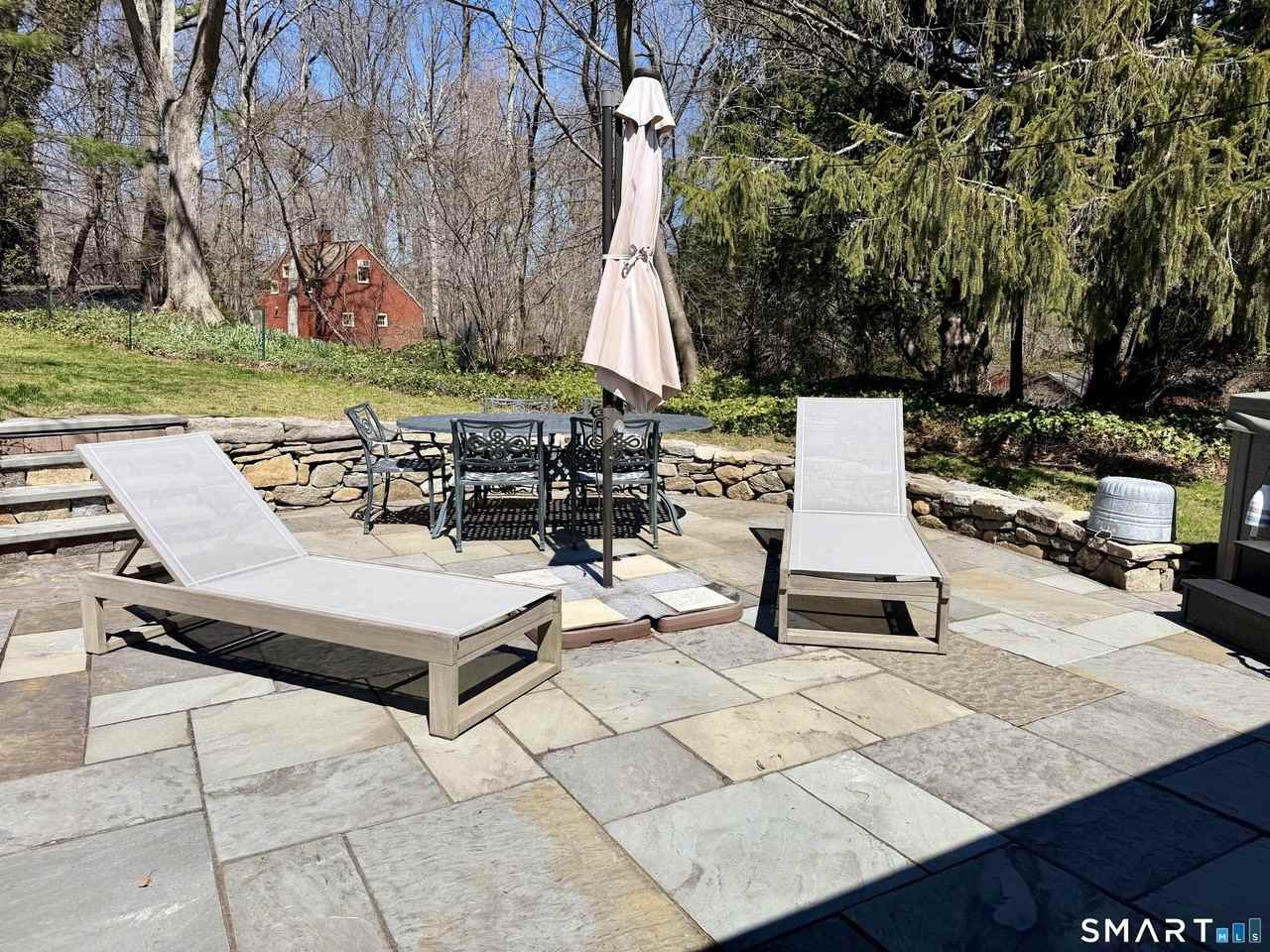 509 Boston Post Rd - Photo 7 of 34