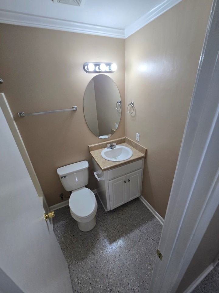 52 Caprice Ct - Photo 5 of 10