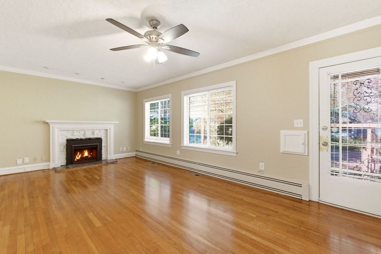 6626 N Borthwick Ave - Photo 7 of 39