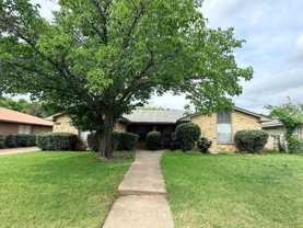 1413-1415 Blackwell Drive - Photo 1 of 1