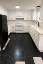 6075 N Poplar Avenue - Photo 1 of 1