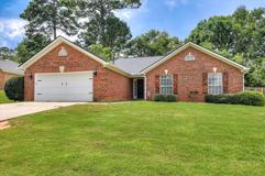 1094 Maple Ridge Ct - Photo 1 of 1