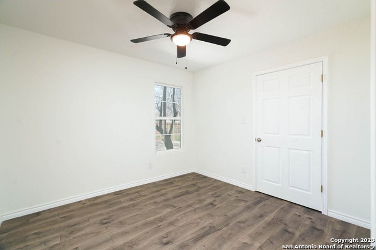 143 Kinder Dr - Photo 7 of 20