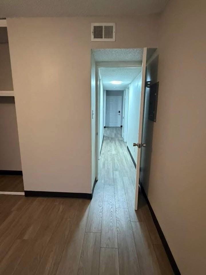 Oak Pointe Apartments - Photo 7 of 14