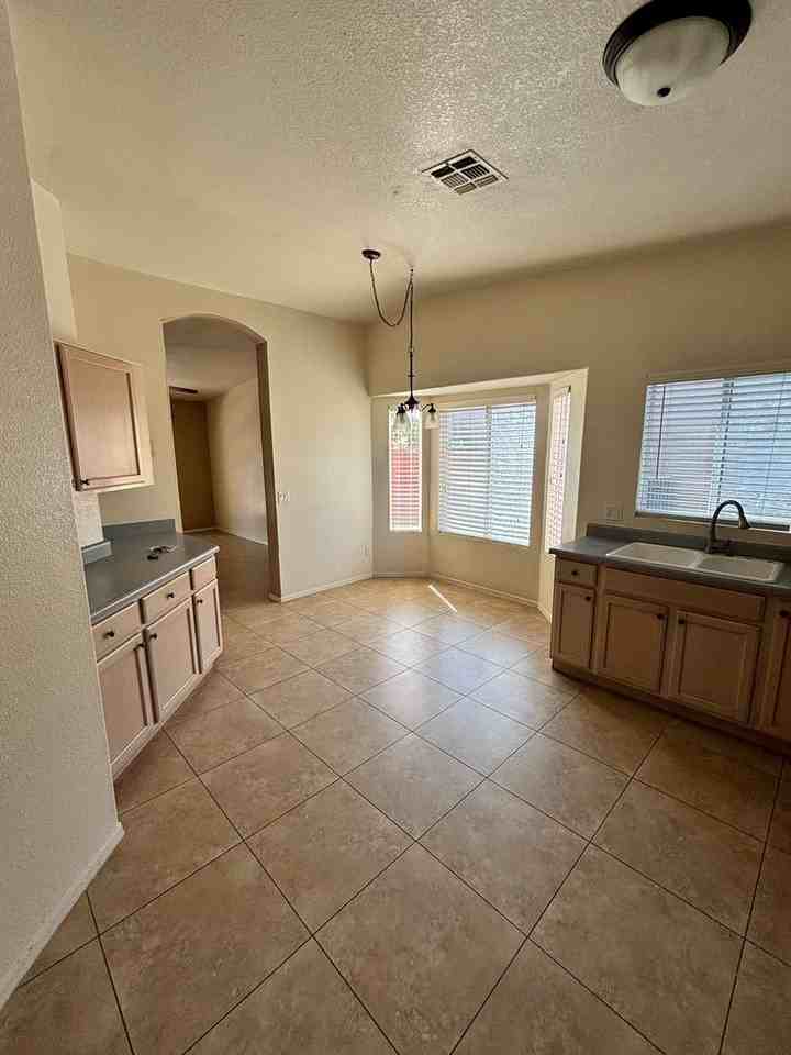 4275 S Mayberry Pl - Photo 3 of 16