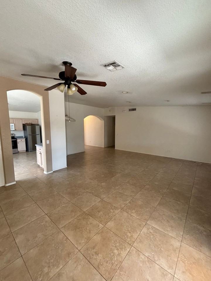 4275 S Mayberry Pl - Photo 5 of 16