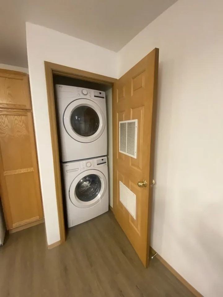 2732 Berryman Ln - Photo 5 of 17