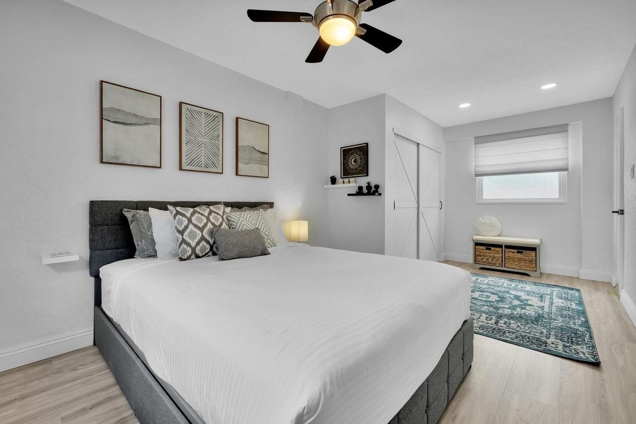 4060 Kendall St - Photo 3 of 25