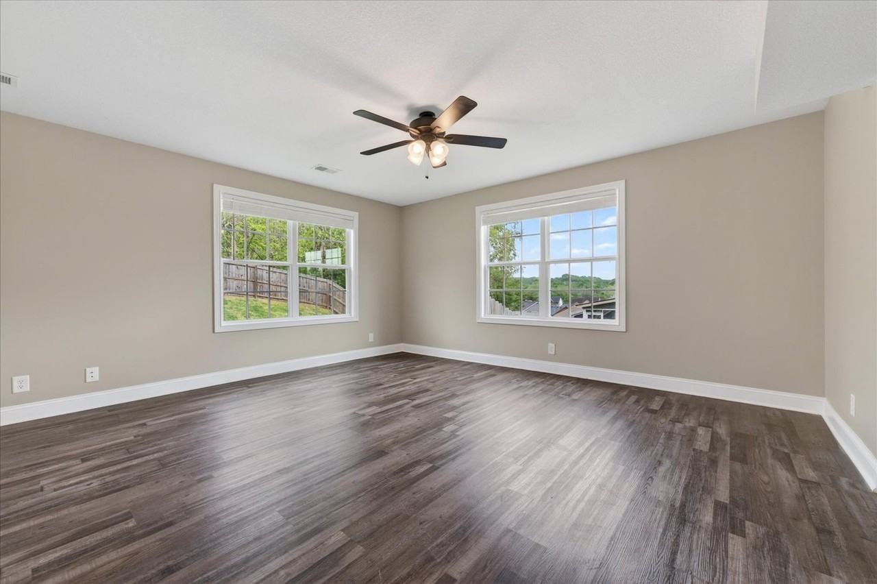 1237 Ridge Meadow Dr - Photo 6 of 32