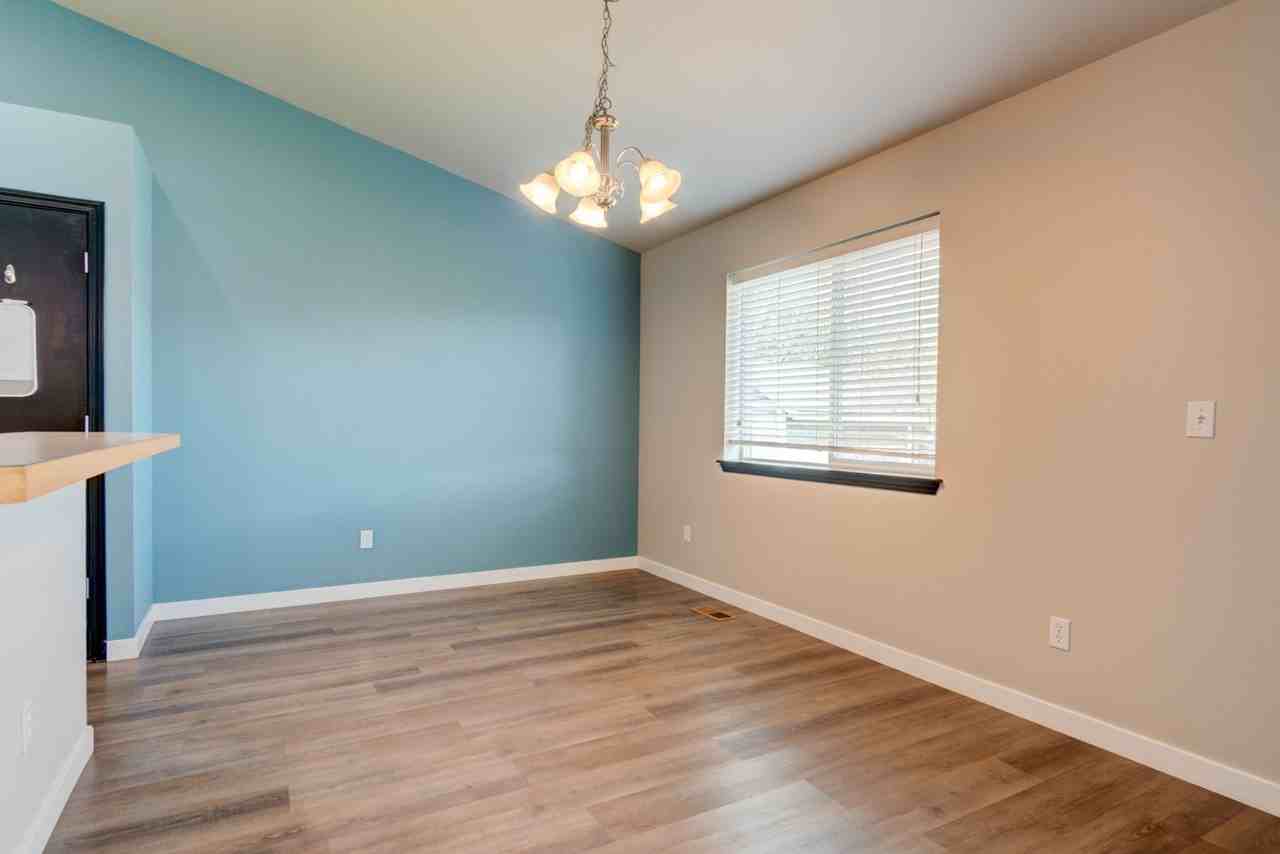 1669 Nw Camellia Loop - Photo 7 of 29