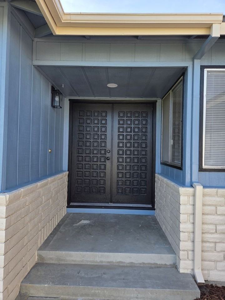 37 S Olive St - Photo 2 of 19